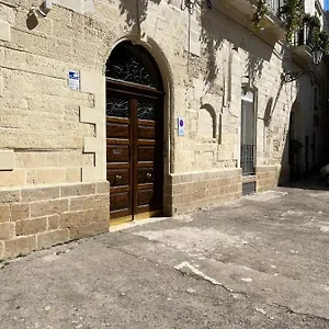 Regina Maria , Lecce Italië