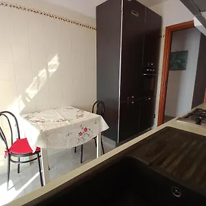 https://appartamento-giardino-ventimiglia.hotelitalianriviera.com